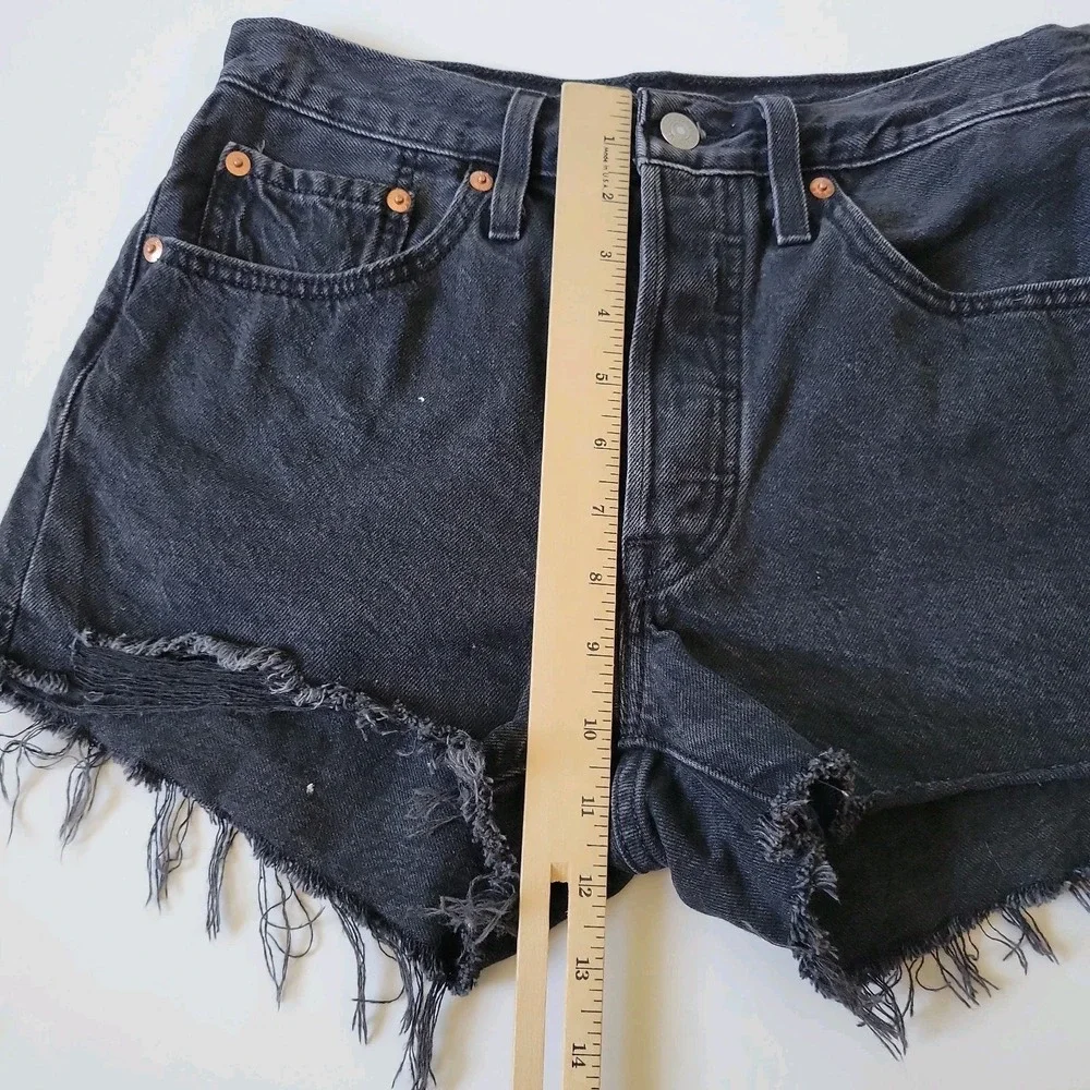 Levis 501 Cut Off Denim Buttonfly Shorts W26 Black Denim Boho Casual Hippie
